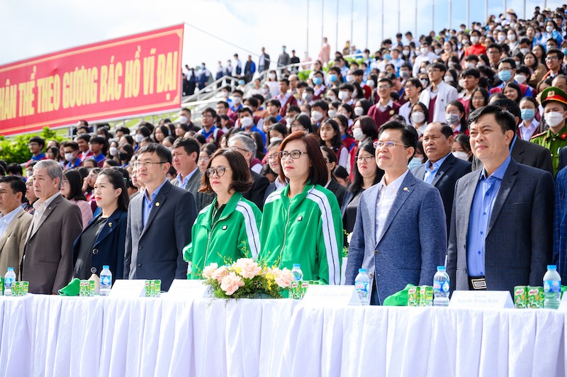 su-kien-do-tong-cuc-the-duc-the-thao-phoi-hop-voi-cac-bo-nganh-lien-quan-va-nhan-hang-nestle-milo-trien-khai-to-chuc-nham-giup-cac-em-ren-luyen-suc-khoe-va-y-chi-ben-bi-thong-qua-th-1685181050.jpg