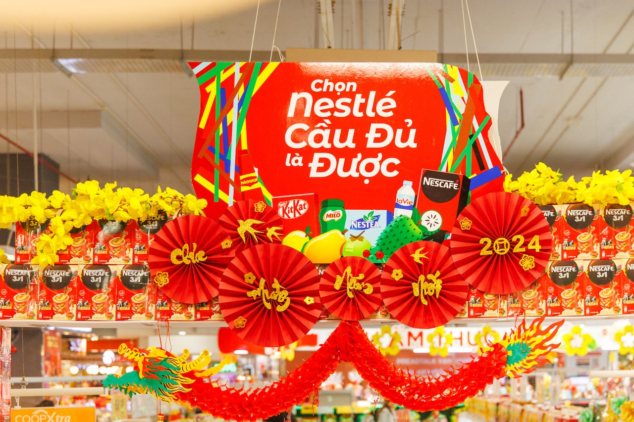 nestle-trien-khai-chien-dich-tet-2024-voi-thong-diep-cau-du-la-duoc-trong-khong-khi-don-tet-nguyen-dan-2024-1704776561.jpg