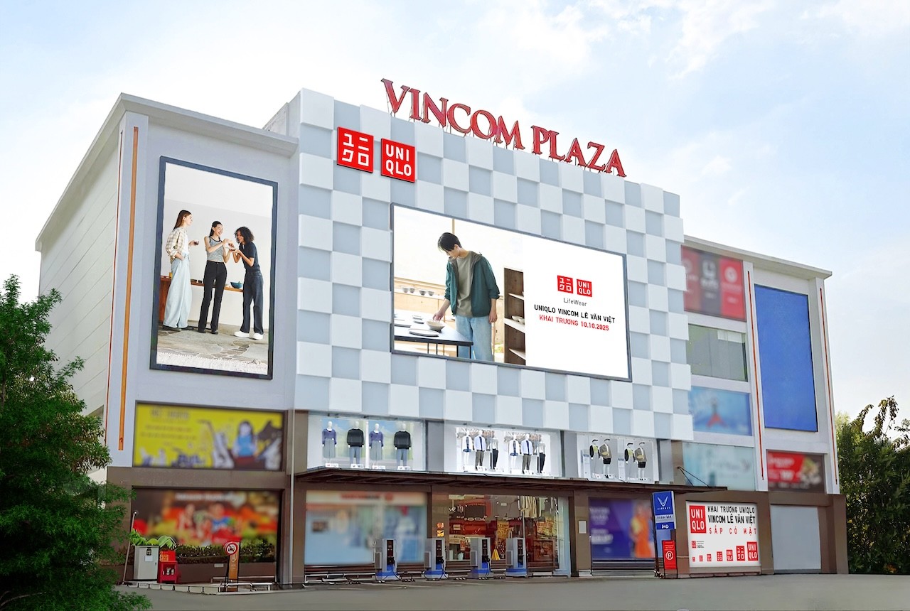 uniqlo-chinh-thuc-khai-truong-cua-hang-thu-30-tai-tttm-vincom-plaza-le-van-viet-vao-ngay-10-thang-10-1758787433.jpg