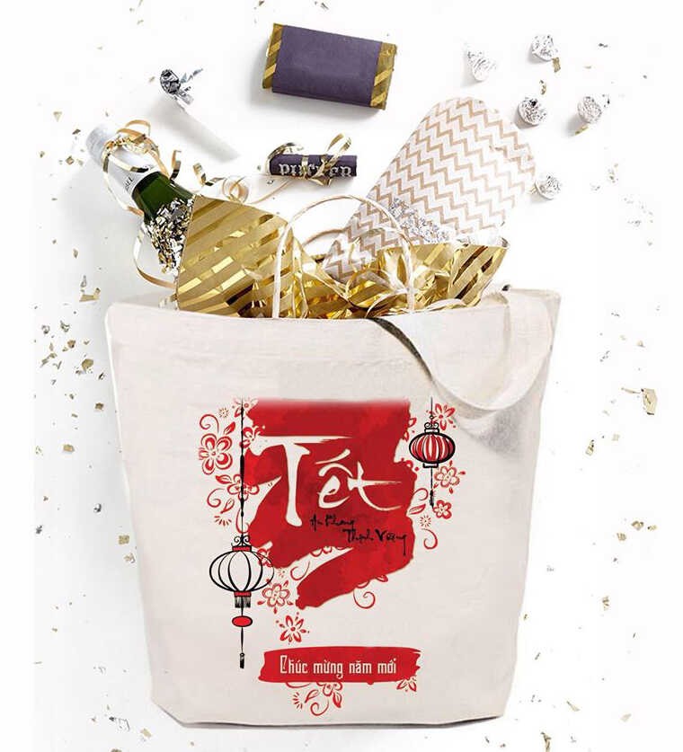 cac-kieu-dang-tui-vai-canvas-ngay-tet-1762335356.jpg