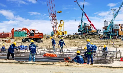 Giải mã “Thánh Gióng” ngành xây dựng: Chỉ hơn một năm đã thần tốc tuyển dụng hơn 100.000 nhân sự cơ hữu