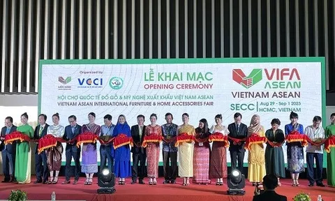 Khai mạc Hội chợ Quốc tế Đồ gỗ và Mỹ nghệ xuất khẩu Việt Nam ASEAN 2023