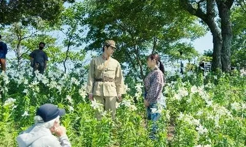 Trai đẹp Koshi Mizukami hành nghề “dân tổ hàng không”, lái máy bay “phóng đổ tim” em gái trung học