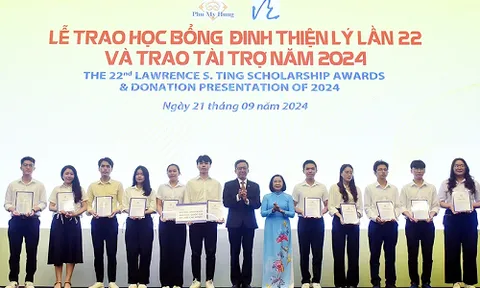 Công ty Phú Mỹ Hưng và Quỹ Đinh Thiện Lý trao tặng học bổng hơn 8 tỷ đồng