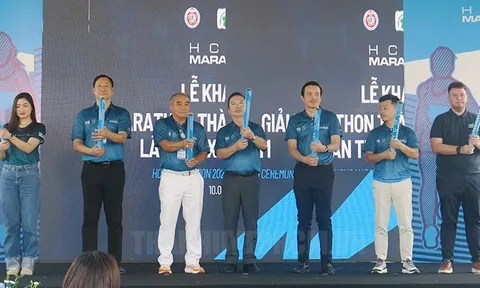 Hơn 10 000 người dự giải marathon 'Tự hào sải bước' TP.HCM 2025