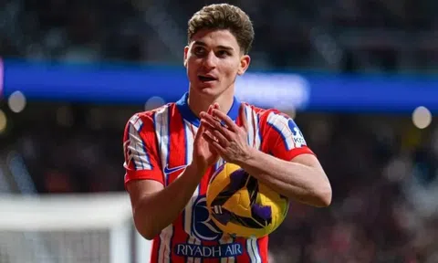 Atletico Madrid mở cửa cho Liverpool chiêu mộ Julian Alvarez?