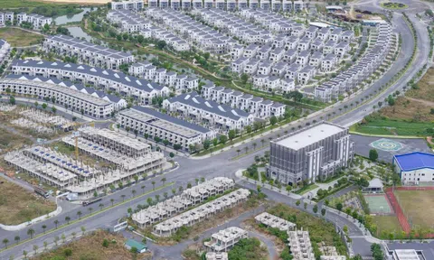Chủ đầu tư Aqua City thoát cảnh thua lỗ