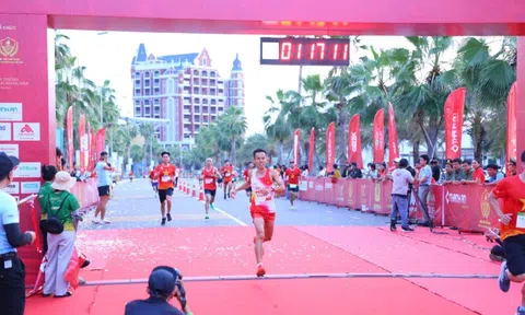 Hơn 3.000 vận động viên tham gia giải chạy kỷ niệm 80 năm Công an nhân dân