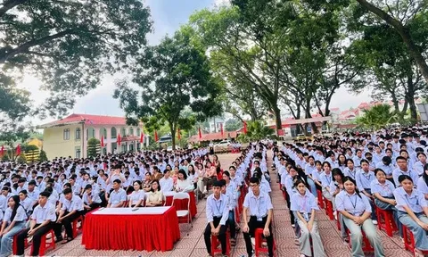 Hội Luật gia tỉnh Bắc Ninh phối hợp tuyên truyền pháp luật cho 1.900 học sinh