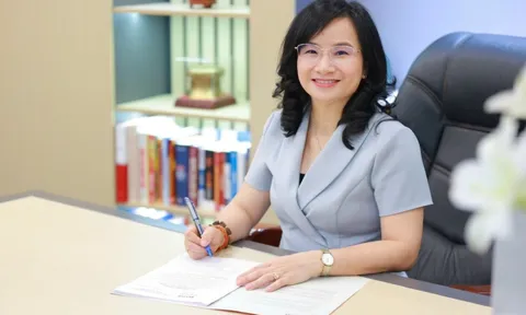 Tổng Giám đốc SHB Ngô Thu Hà: “Nữ doanh nhân Việt Nam tiêu biểu -Bông hồng vàng” 2025