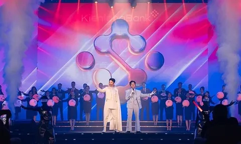“Concert công nghệ” của KienlongBank viết tiếp hành trình 30 năm “Kết nối giá trị”