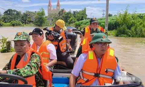 Lãnh đạo tỉnh Lâm Đồng vào vùng tâm lũ, chỉ đạo khẩn cấp hỗ trợ hộ dân bị ngập sâu