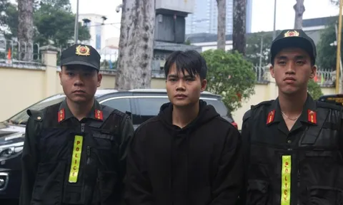 Lật mặt băng nhóm cưỡng đoạt tài sản núp bóng doanh nghiệp mua bán nợ