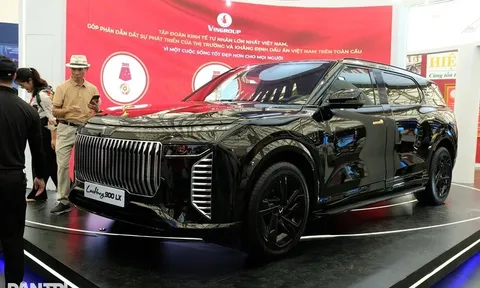 Đại lý chào khách đặt cọc Lạc Hồng 900 LX, giá dự kiến 5 tỷ đồng