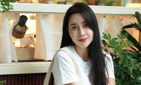 Ca sĩ Lưu Hương Giang khoe sắc vóc mặn mà ở tuổi 43