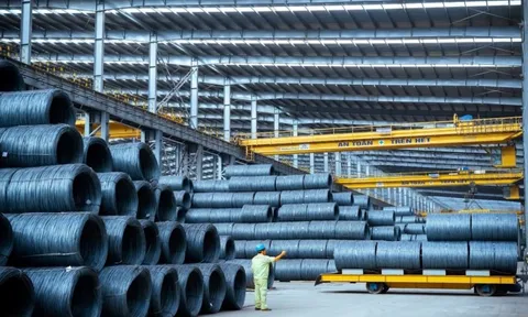 Ngành thép Việt Nam 2025: Sản lượng kỷ lục tương đương 500 tòa Landmark 81, xây nhà máy thép đường sắt cao tốc duy nhất của Đông Nam Á