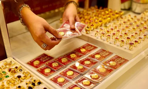 Sáng 10/2: Giá vàng SJC, vàng nhẫn trơn cùng đi lên