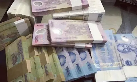 Công an cảnh báo khẩn: Đổi tiền lẻ trái phép trên MXH có thể mất trắng, còn bị phạt tới 40 triệu đồng