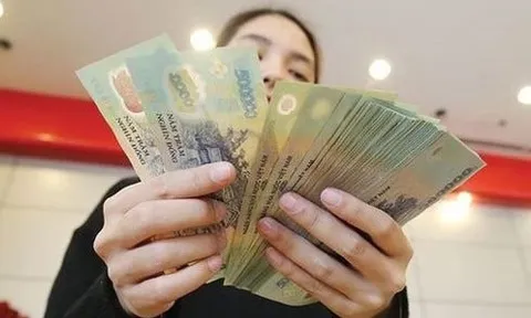 Bất ngờ với diễn biến lãi suất tiền gửi ở nhiều ngân hàng