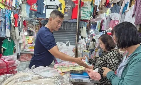 Bước ngoặt bỏ thuế khoán với hộ kinh doanh, mở lối "lên đời" doanh nghiệp