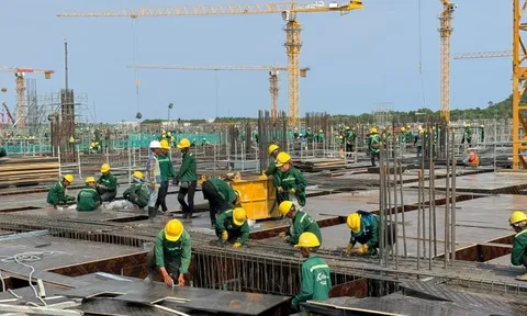 Gần 3.500 công nhân thi công xuyên Tết tại công trường Phú Quốc