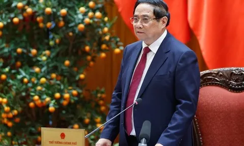 Thủ tướng: Bảo đảm tiếp cận bình đẳng các dịch vụ tài chính ngân hàng, không để ai bị bỏ lại phía sau