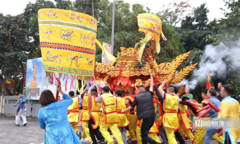 Hàng nghìn người về khai hội Từ Lương Xâm