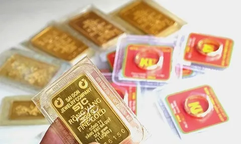 Chiều tối 11/3: Giá vàng nhẫn tại Bảo Tín Minh Châu và Bảo Tín Mạnh Hải giảm 700.000 đồng/lượng so với mức cao điểm