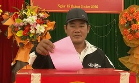 Ý thức trách nhiệm công dân, nhiều ngư dân về sớm kịp tham gia ngày hội của đất nước