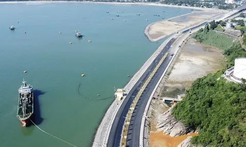 Siêu cảng mới của Đà Nẵng rơi vào tay ai?