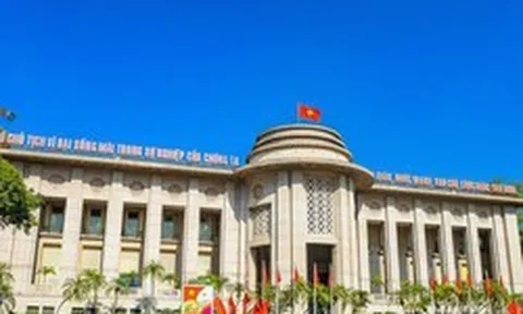 Tín dụng tăng chậm dù thanh khoản dồi dào: Tín hiệu thận trọng từ phía Nhà điều hành?