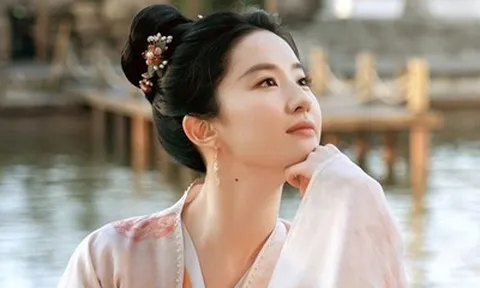 "Thần tiên tỷ tỷ" chi 3,8 tỷ đồng mỗi năm để che giấu bí mật lớn nhất cuộc đời