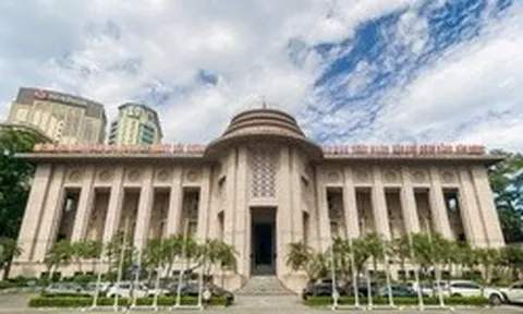 Lãi suất và tỷ giá USD cùng tăng mạnh: Ngân hàng Nhà nước tung biện pháp can thiệp trên cả hai mặt trận