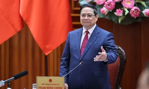 Thủ tướng: Xây dựng ngay kho dầu thô tại Nghi Sơn và tính toán các địa điểm khác