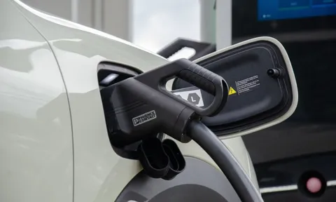 Quy hoạch đô thị phải có hệ thống trạm sạc xe điện