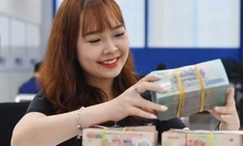 Ngân hàng đầu tiên tăng lãi suất tiết kiệm trên toàn hệ thống trong tháng 4/2026