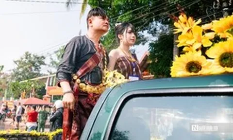 Vui Tết Bunpimay ở Buôn Đôn, gắn kết văn hoá nơi vùng biên Việt Nam – Lào