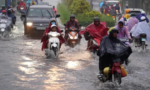 Dự báo thời tiết 26/4: Không khí lạnh dị thường tràn xuống, miền Bắc mưa dông kéo dài đến bao giờ?