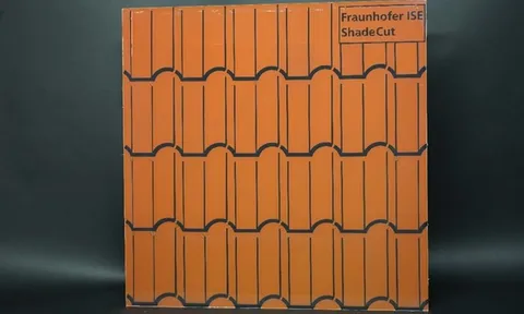 Hiệu suất đáng kinh ngạc của tấm pin năng lượng mặt trời nhìn giống ngói lợp mái nhà