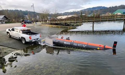 Tàu ngầm không người lái đầu tiên chạy bằng hydro chinh phục đại dương