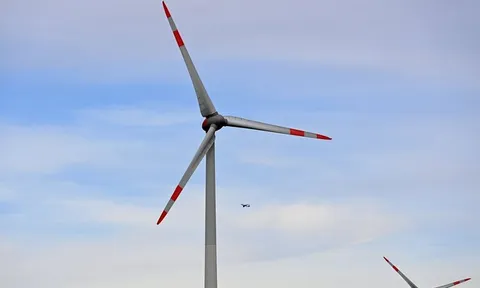 Diễn biến bất ngờ với turbine điện gió bị “rụng” trong đêm