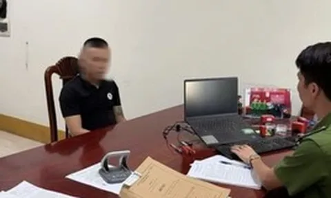 Triệu tập người đánh tài xế xe tải trong trường mầm non gây xôn xao dư luận