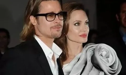 Angelina Jolie phản đòn Brad Pitt