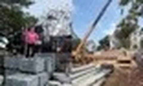 "Ông hoàng nhạc Việt" đình đám một thời khoe khu đất vài trăm m2, đang xây biệt thự "khủng"
