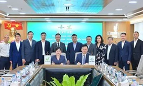 Công ty của tỷ phú Phạm Nhật Vượng bắt tay PVOIL lắp đặt 3.000 tủ đổi pin xe máy điện tại cây xăng đến hết tháng 6