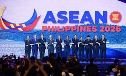 Thủ tướng Lê Minh Hưng bắt đầu các hoạt động tại Hội nghị Cấp cao ASEAN 48