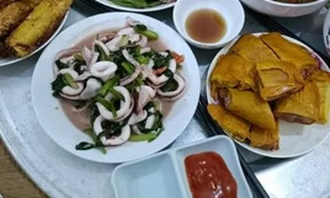 Tôi chỉ kể chuyện vu vơ trong bữa cơm mà con dâu tạt thẳng "gáo nước lạnh" giữa mặt mẹ chồng