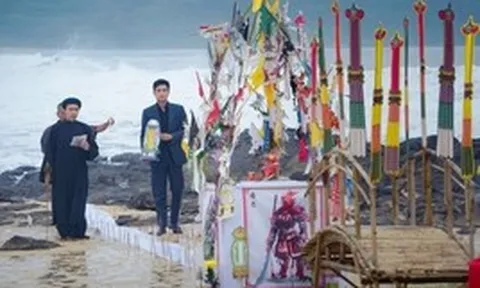 Đạo diễn Đinh Tuấn Vũ kéo nhạc sĩ Nguyễn Văn Chung vào drama tâm lý kịch tính cùng Tiểu Vy, Quốc Trường