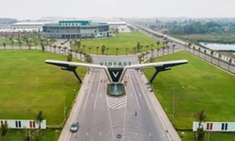 Lãnh đạo VinFast nói gì về nghi vấn từ bỏ ngành ô tô?