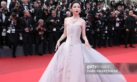 Mỹ nhân đẹp chấn động thế gian bùng nổ visual trên thảm đỏ Cannes, ngắm rồi mới biết thần tiên cổ tích là có thật